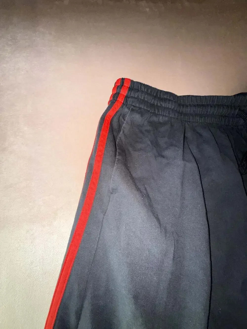 Adidas Men's 3-Stripes cotton Athletic Training Shorts in Black/Red (BoxA3-2032)